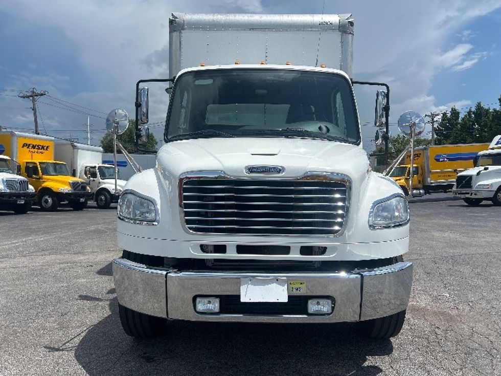 Medium Duty Box Truck-Light and Medium Duty Trucks-Freightliner-2019-M2-Moberly-MO-108,356\n\t\tmiles-$ 66,000 - Image 2