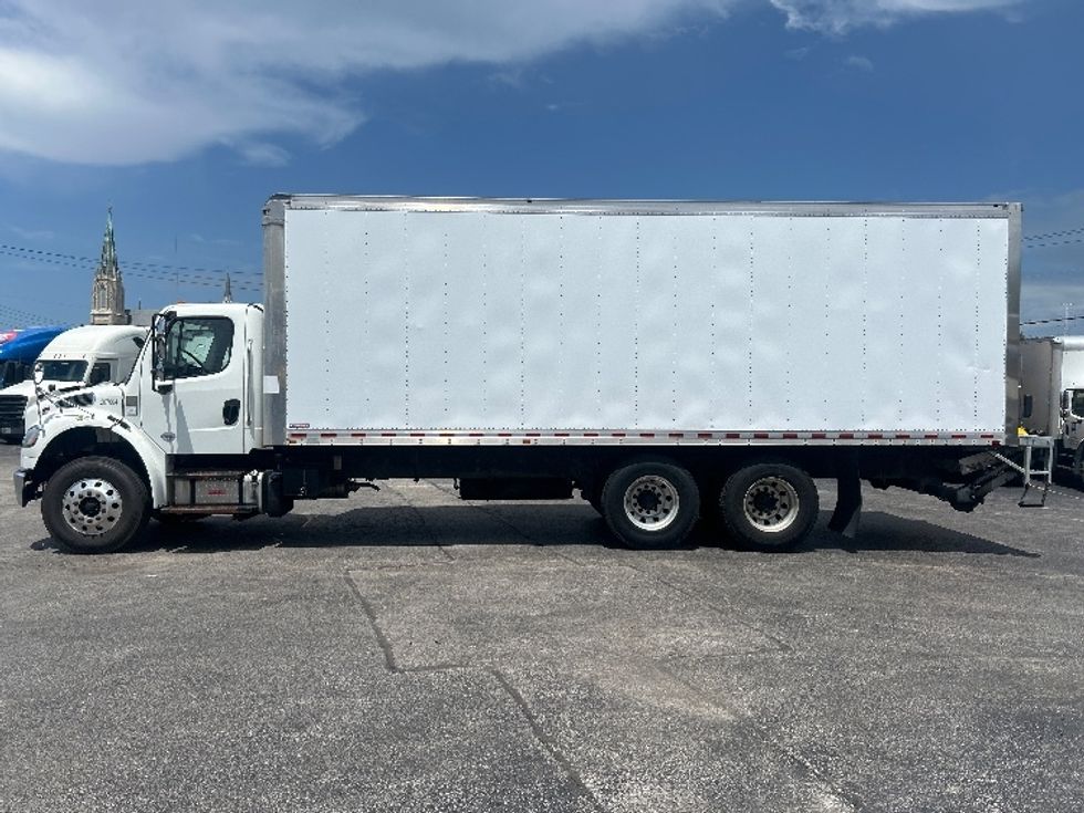 Medium Duty Box Truck-Light and Medium Duty Trucks-Freightliner-2019-M2-Moberly-MO-108,356\n\t\tmiles-$ 66,000 - Image 4
