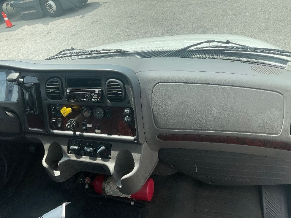 Medium Duty Box Truck-Light and Medium Duty Trucks-Freightliner-2019-M2-Moberly-MO-115,904\n\t\tmiles-$ 55,750 - Image 21