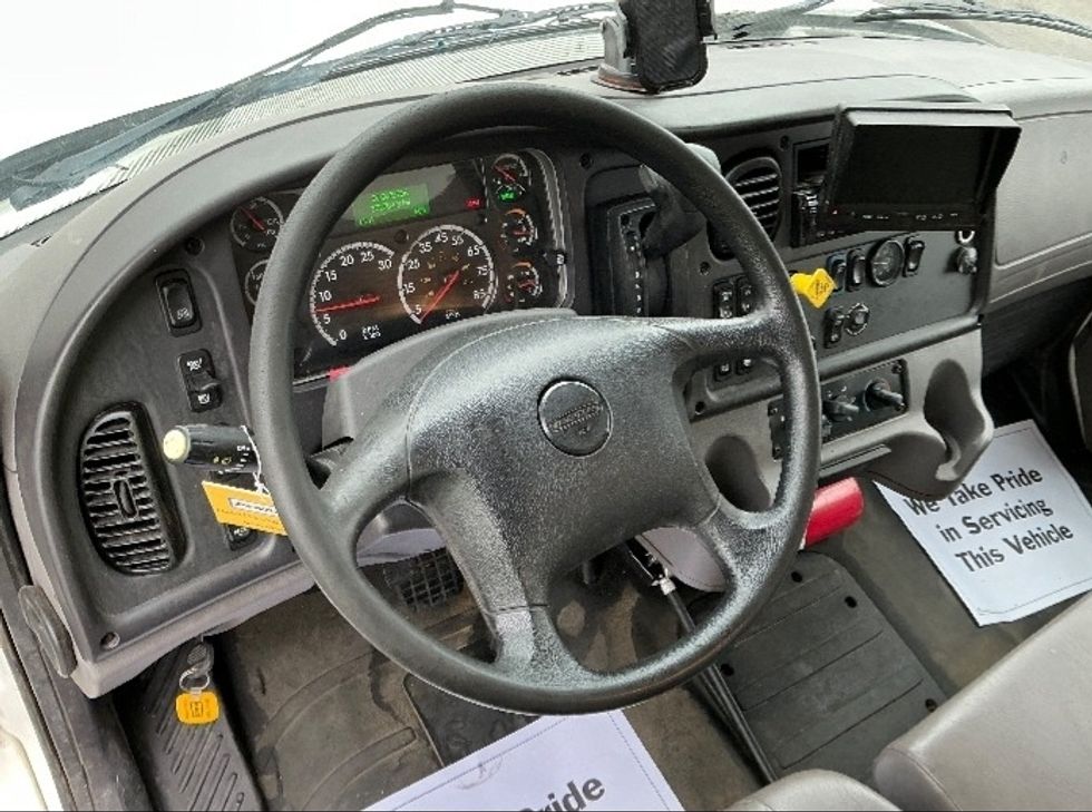 Medium Duty Box Truck-Light and Medium Duty Trucks-Freightliner-2019-M2-Moberly-MO-152,583\n\t\tmiles-$ 55,750 - Image 18