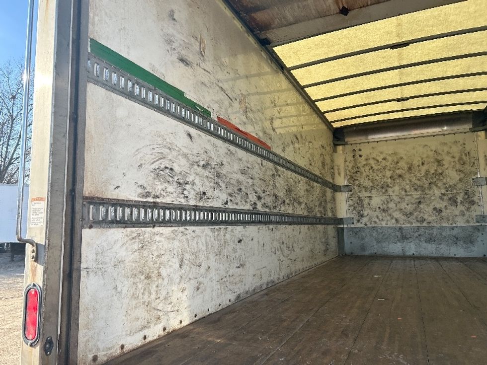 Medium Duty Box Truck-Light and Medium Duty Trucks-Freightliner-2019-M2-Moberly-MO-468,609\n\t\tmiles-$ 20,750 - Image 10
