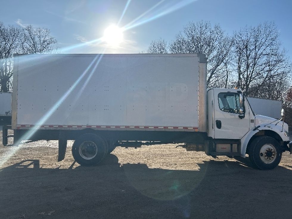 Medium Duty Box Truck-Light and Medium Duty Trucks-Freightliner-2019-M2-Moberly-MO-468,609\n\t\tmiles-$ 20,750 - Image 14