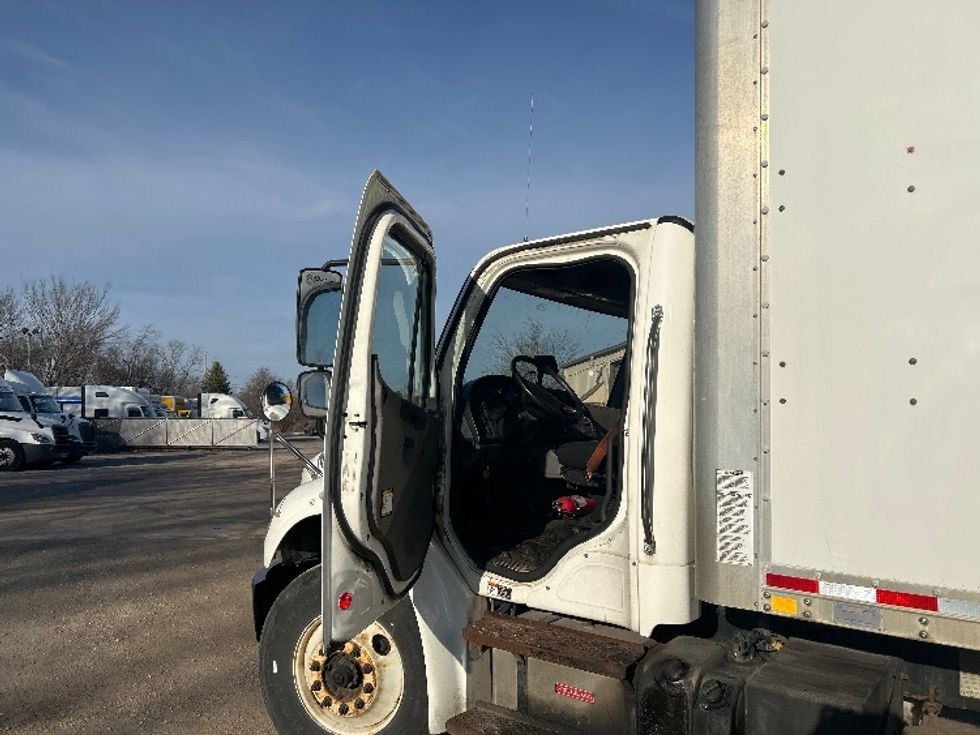 Medium Duty Box Truck-Light and Medium Duty Trucks-Freightliner-2019-M2-Moberly-MO-468,609\n\t\tmiles-$ 20,750 - Image 15