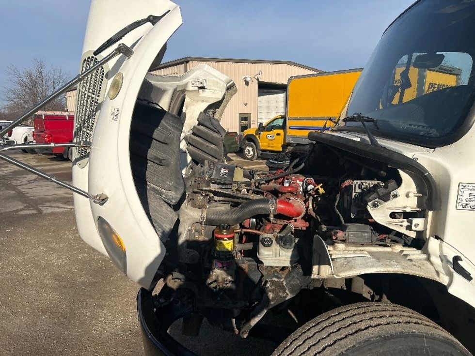 Medium Duty Box Truck-Light and Medium Duty Trucks-Freightliner-2019-M2-Moberly-MO-468,609\n\t\tmiles-$ 20,750 - Image 23