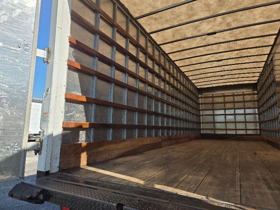 Medium Duty Box Truck-Light and Medium Duty Trucks-Freightliner-2019-M2-Mobile-AL-81,432\n\t\tmiles-$ 56,000 - Image 11
