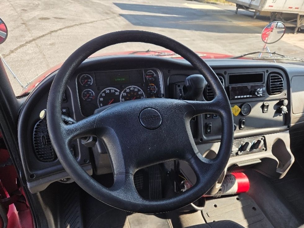 Medium Duty Box Truck-Light and Medium Duty Trucks-Freightliner-2019-M2-Mobile-AL-81,432\n\t\tmiles-$ 56,000 - Image 17