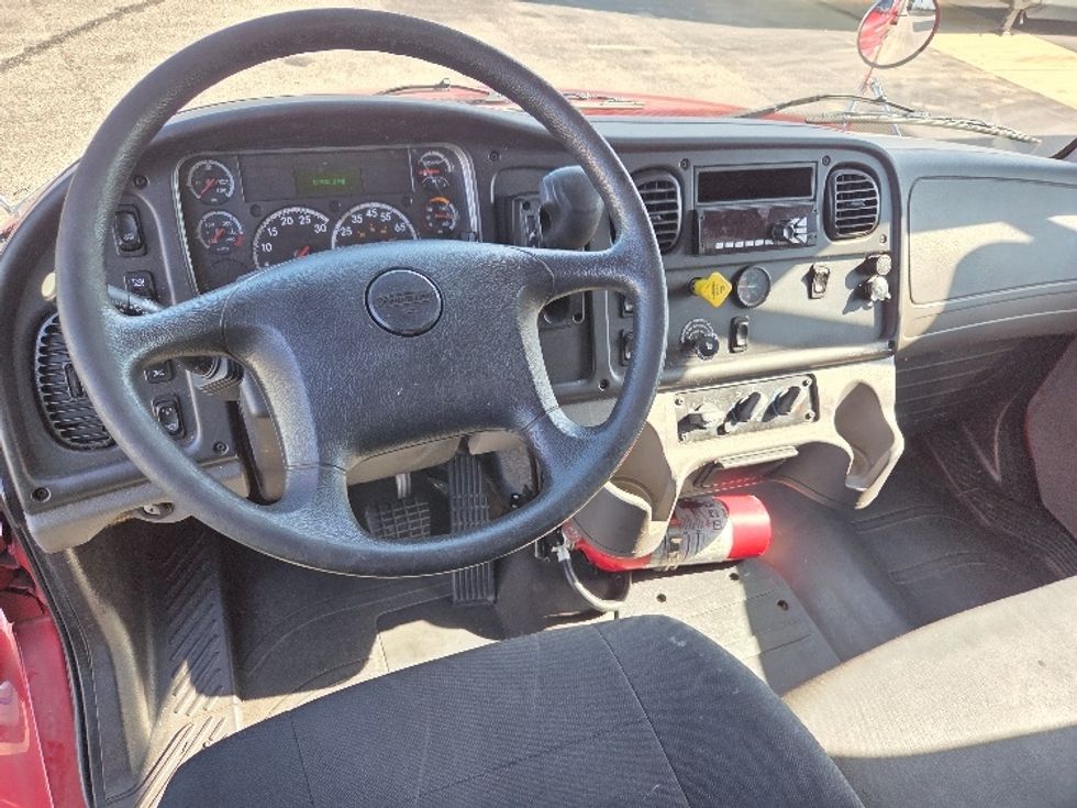 Medium Duty Box Truck-Light and Medium Duty Trucks-Freightliner-2019-M2-Mobile-AL-81,432\n\t\tmiles-$ 56,000 - Image 18