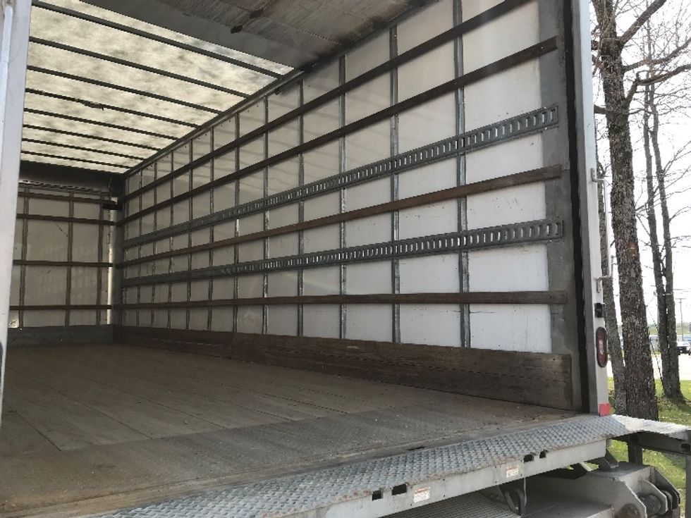 Medium Duty Box Truck-Light and Medium Duty Trucks-Freightliner-2019-M2-Moncton-NB-222,670\n\t\tkm-$ 67,750 - Image 12