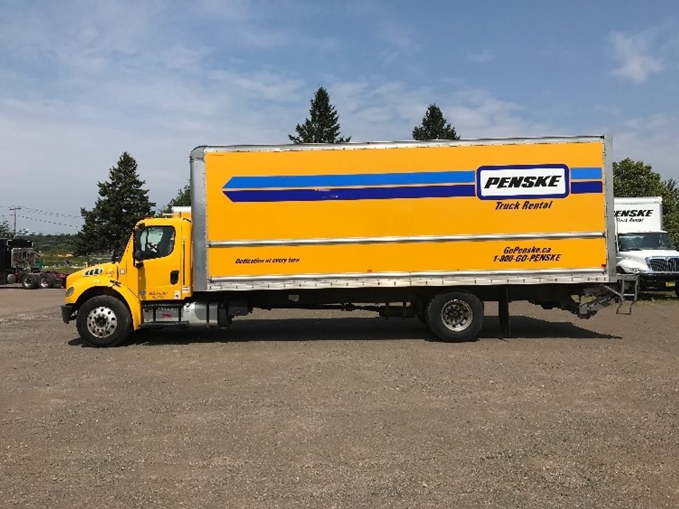 Medium Duty Box Truck-Light and Medium Duty Trucks-Freightliner-2019-M2-Moncton-NB-222,670\n\t\tkm-$ 67,750 - Image 4