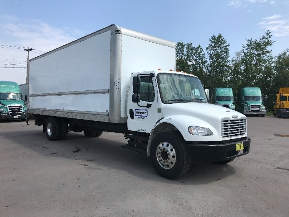 Medium Duty Box Truck-Light and Medium Duty Trucks-Freightliner-2019-M2-Moncton-NB-343,552\n\t\tkm-$ 57,750 - Image 1