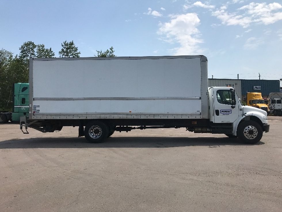 Medium Duty Box Truck-Light and Medium Duty Trucks-Freightliner-2019-M2-Moncton-NB-343,552\n\t\tkm-$ 57,750 - Image 15