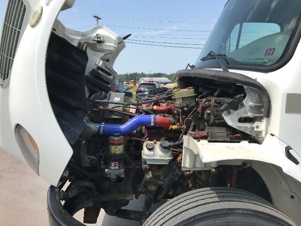 Medium Duty Box Truck-Light and Medium Duty Trucks-Freightliner-2019-M2-Moncton-NB-343,552\n\t\tkm-$ 57,750 - Image 24