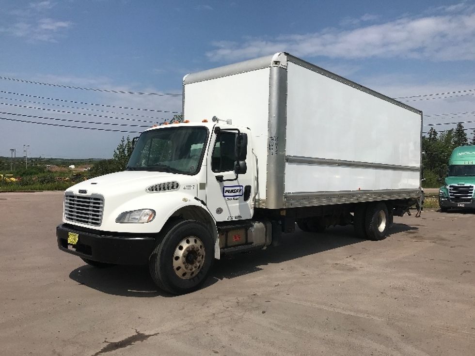 Medium Duty Box Truck-Light and Medium Duty Trucks-Freightliner-2019-M2-Moncton-NB-343,552\n\t\tkm-$ 57,750 - Image 3