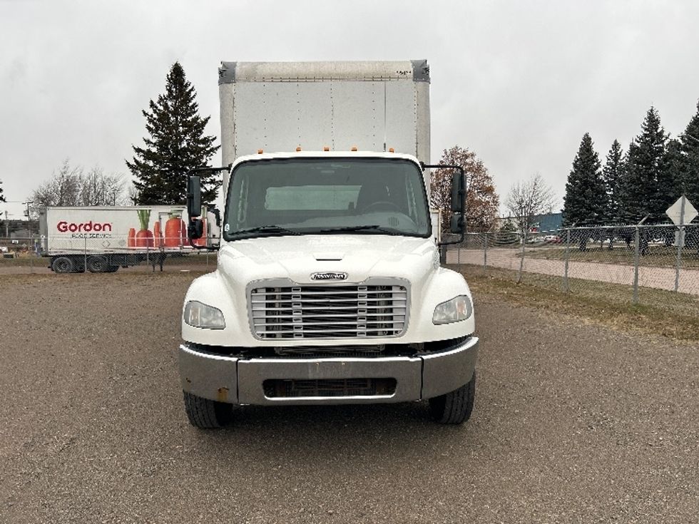 Medium Duty Box Truck-Light and Medium Duty Trucks-Freightliner-2019-M2-Moncton-NB-438,959\n\t\tkm-$ 47,250 - Image 2