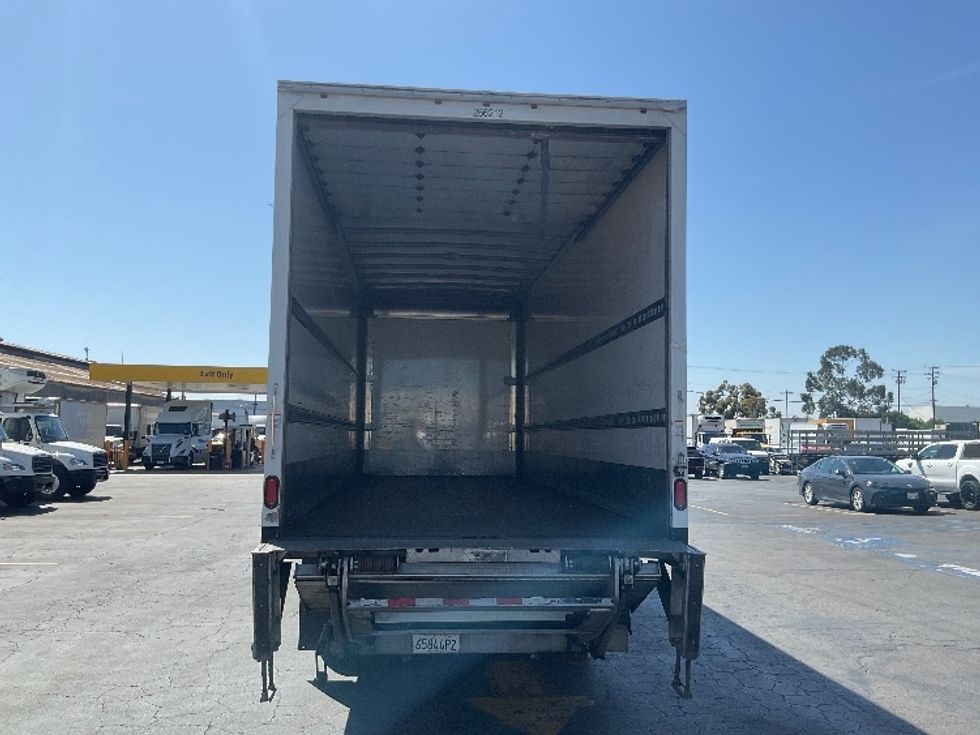 Medium Duty Box Truck-Light and Medium Duty Trucks-Freightliner-2019-M2-Montebello-CA-175,808\n\t\tmiles-$ 58,250 - Image 8