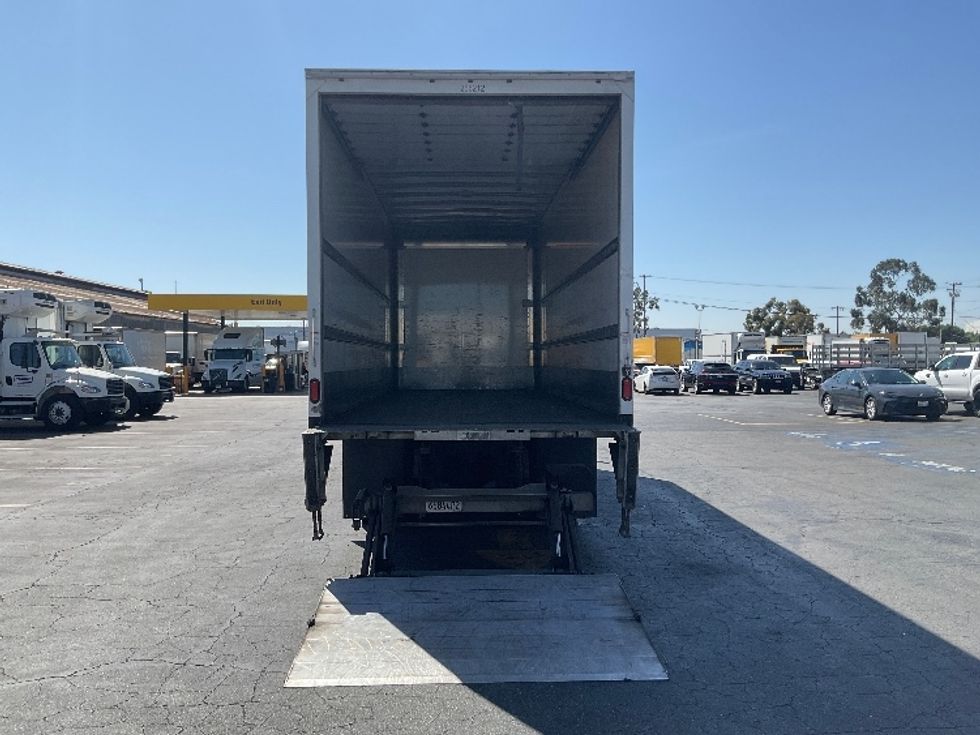 Medium Duty Box Truck-Light and Medium Duty Trucks-Freightliner-2019-M2-Montebello-CA-175,808\n\t\tmiles-$ 58,250 - Image 9