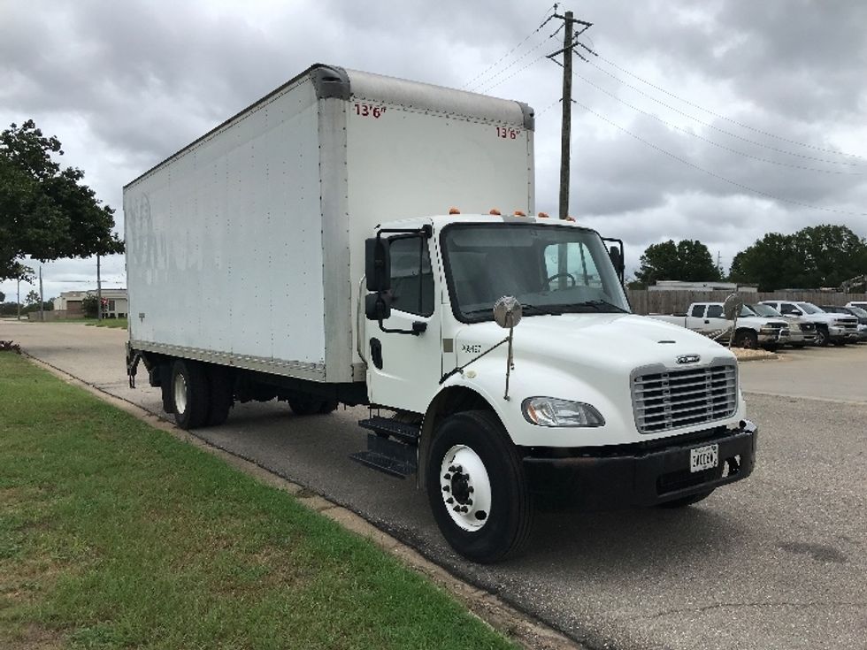 Medium Duty Box Truck-Light and Medium Duty Trucks-Freightliner-2019-M2-Montgomery-AL-231,899\n\t\tmiles-$ 45,250 - Image 1