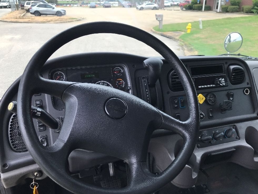 Medium Duty Box Truck-Light and Medium Duty Trucks-Freightliner-2019-M2-Montgomery-AL-231,899\n\t\tmiles-$ 45,250 - Image 17