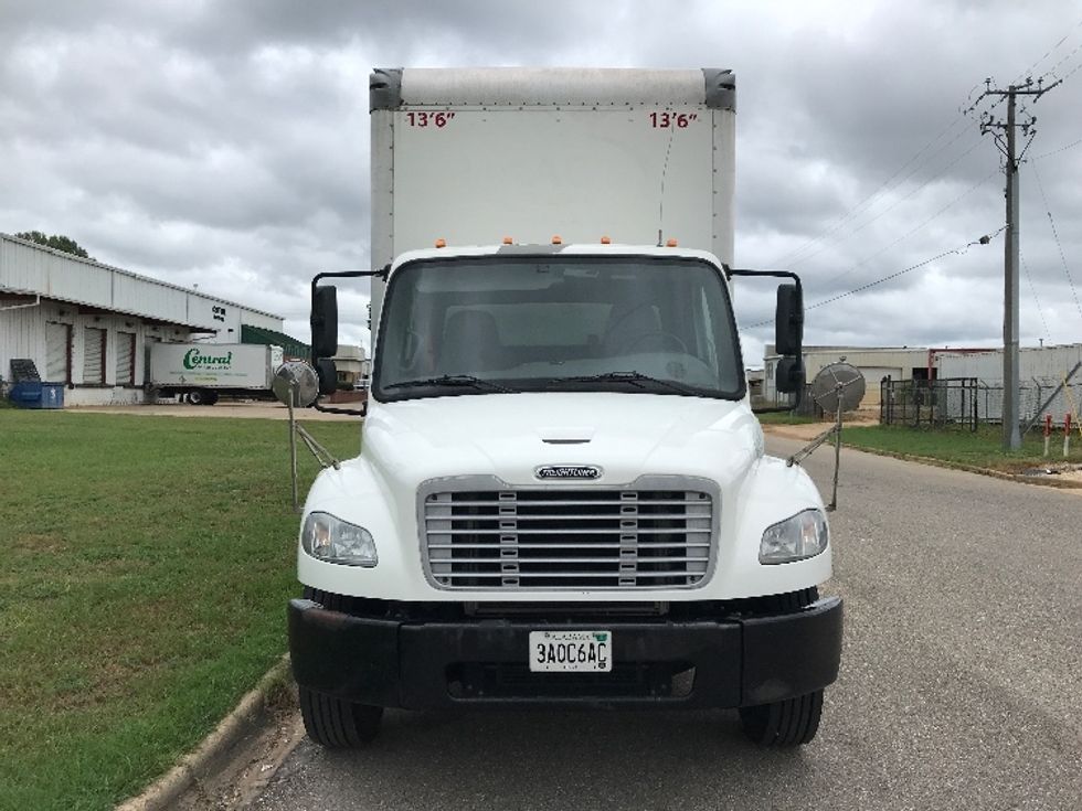 Medium Duty Box Truck-Light and Medium Duty Trucks-Freightliner-2019-M2-Montgomery-AL-231,899\n\t\tmiles-$ 45,250 - Image 2
