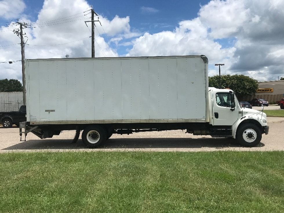 Medium Duty Box Truck-Light and Medium Duty Trucks-Freightliner-2019-M2-Montgomery-AL-257,066\n\t\tmiles-$ 42,000 - Image 14