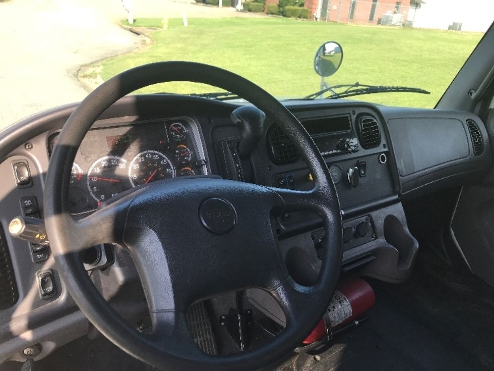 Medium Duty Box Truck-Light and Medium Duty Trucks-Freightliner-2019-M2-Montgomery-AL-257,066\n\t\tmiles-$ 42,000 - Image 16