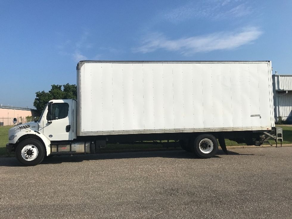 Medium Duty Box Truck-Light and Medium Duty Trucks-Freightliner-2019-M2-Montgomery-AL-257,066\n\t\tmiles-$ 42,000 - Image 4