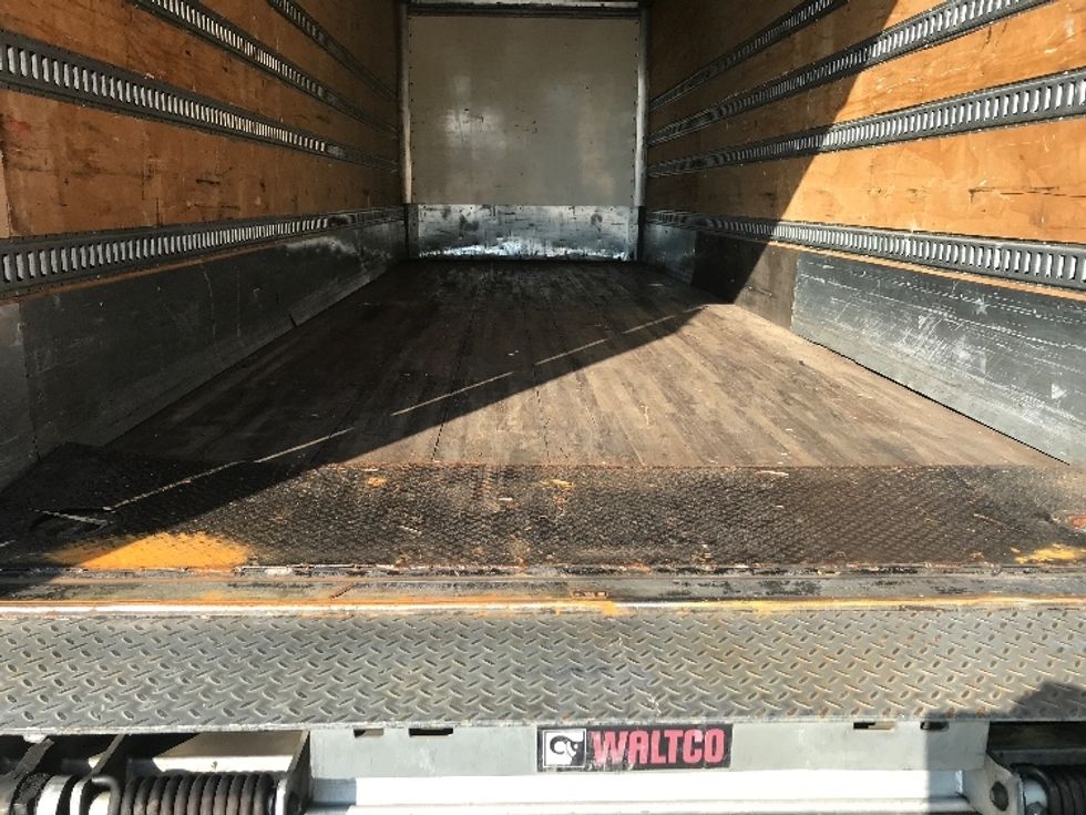 Medium Duty Box Truck-Light and Medium Duty Trucks-Freightliner-2019-M2-Montgomery-AL-257,066\n\t\tmiles-$ 42,000 - Image 9