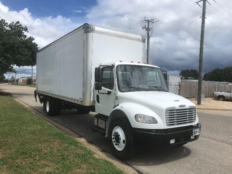 Medium Duty Box Truck-Light and Medium Duty Trucks-Freightliner-2019-M2-Montgomery-AL-320,137\n\t\tmiles-$ 28,750 - Image 1