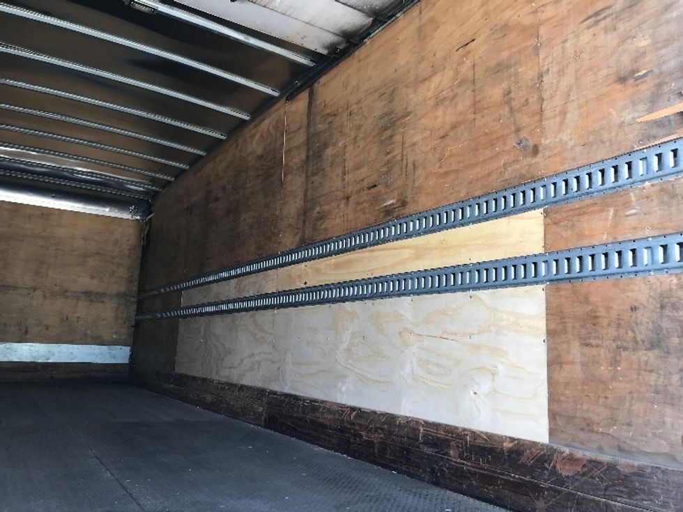 Medium Duty Box Truck-Light and Medium Duty Trucks-Freightliner-2019-M2-Montgomery-AL-320,137\n\t\tmiles-$ 28,750 - Image 12