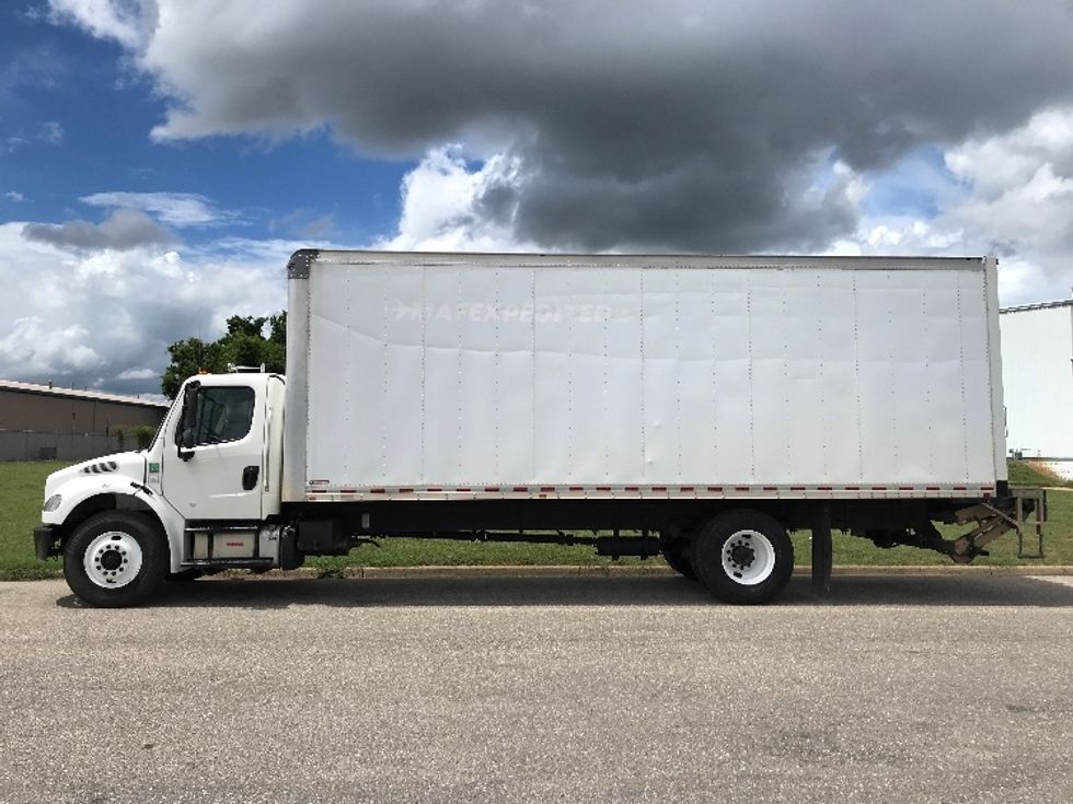 Medium Duty Box Truck-Light and Medium Duty Trucks-Freightliner-2019-M2-Montgomery-AL-320,137\n\t\tmiles-$ 28,750 - Image 4