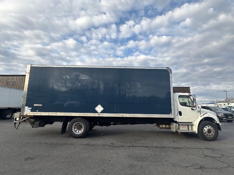 Medium Duty Box Truck-Light and Medium Duty Trucks-Freightliner-2019-M2-Montgomery-NY-241,258\n\t\tmiles-$ 30,500 - Image 15