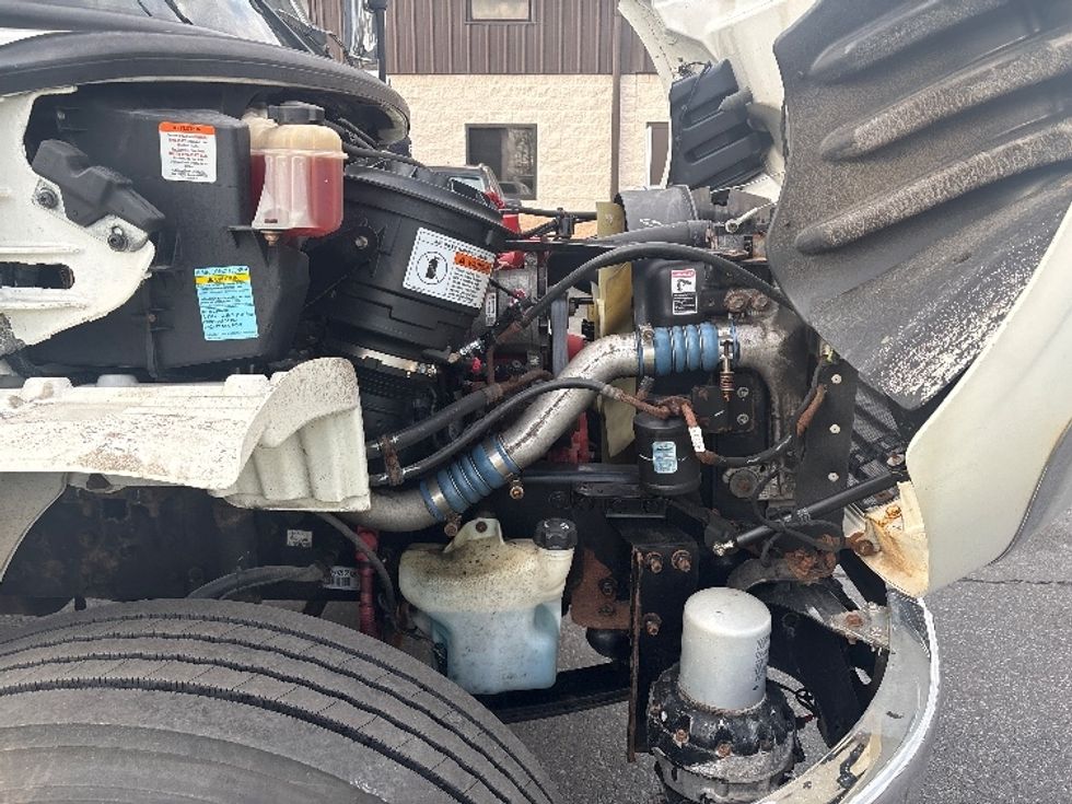 Medium Duty Box Truck-Light and Medium Duty Trucks-Freightliner-2019-M2-Montgomery-NY-241,258\n\t\tmiles-$ 30,500 - Image 23