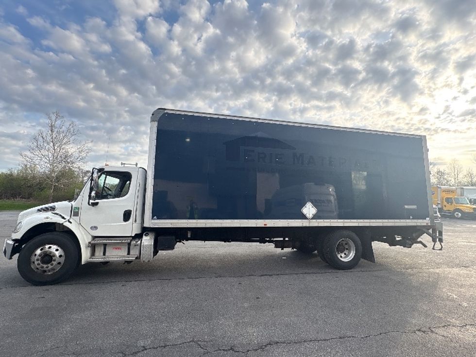 Medium Duty Box Truck-Light and Medium Duty Trucks-Freightliner-2019-M2-Montgomery-NY-241,258\n\t\tmiles-$ 30,500 - Image 4