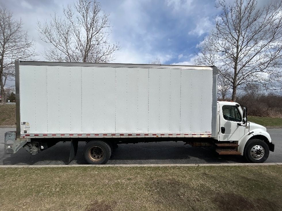 Medium Duty Box Truck-Light and Medium Duty Trucks-Freightliner-2019-M2-Montgomery-NY-249,639\n\t\tmiles-$ 36,250 - Image 15