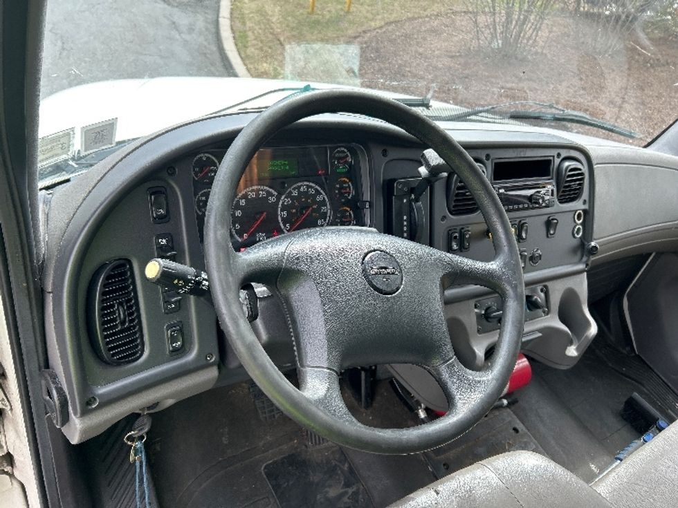 Medium Duty Box Truck-Light and Medium Duty Trucks-Freightliner-2019-M2-Montgomery-NY-249,639\n\t\tmiles-$ 36,250 - Image 17