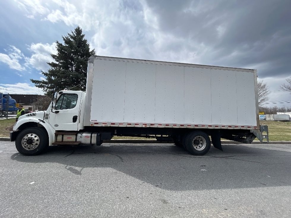 Medium Duty Box Truck-Light and Medium Duty Trucks-Freightliner-2019-M2-Montgomery-NY-249,639\n\t\tmiles-$ 36,250 - Image 4