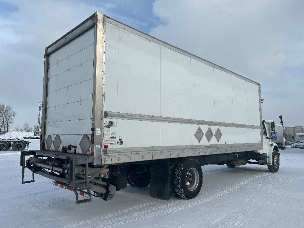 Medium Duty Box Truck-Light and Medium Duty Trucks-Freightliner-2019-M2-Montreal-PQ-419,195\n\t\tkm-$ 39,500 - Image 13