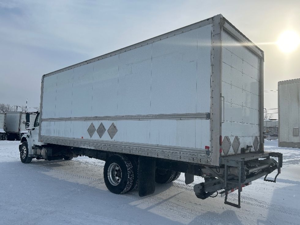 Medium Duty Box Truck-Light and Medium Duty Trucks-Freightliner-2019-M2-Montreal-PQ-419,195\n\t\tkm-$ 39,500 - Image 6