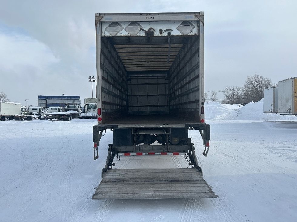 Medium Duty Box Truck-Light and Medium Duty Trucks-Freightliner-2019-M2-Montreal-PQ-419,195\n\t\tkm-$ 39,500 - Image 9