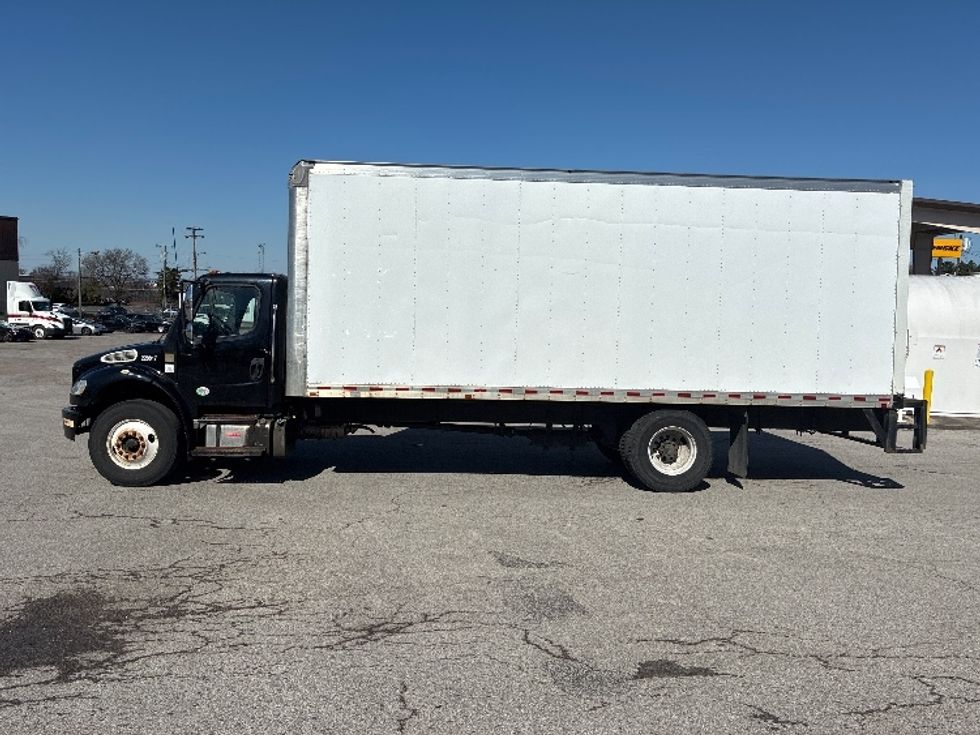 Medium Duty Box Truck-Light and Medium Duty Trucks-Freightliner-2019-M2-Nashville (Mount Juliet)-TN-149,836\n\t\tmiles-$ 53,000 - Image 4