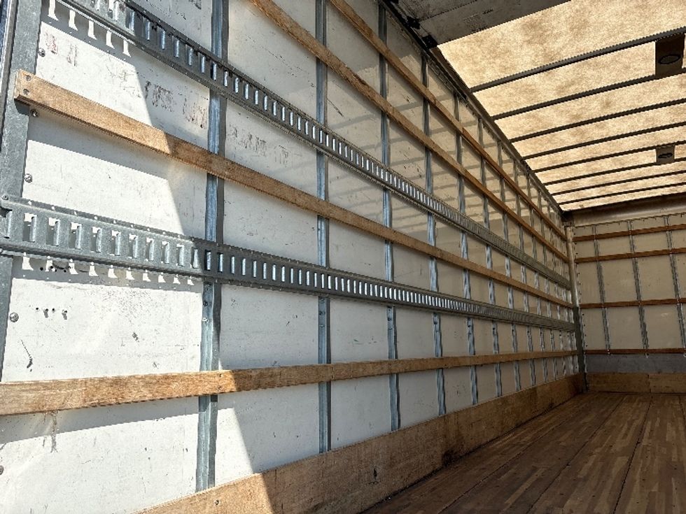 Medium Duty Box Truck-Light and Medium Duty Trucks-Freightliner-2019-M2-Nashville (Mount Juliet)-TN-150,128\n\t\tmiles-$ 57,500 - Image 12