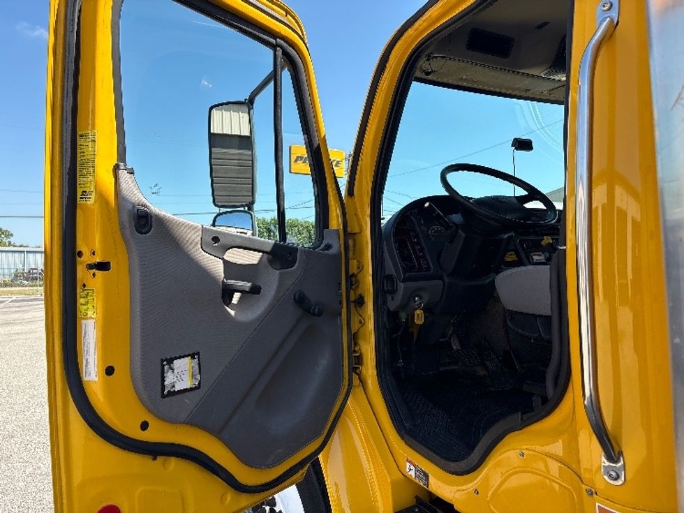 Medium Duty Box Truck-Light and Medium Duty Trucks-Freightliner-2019-M2-Nashville (Mount Juliet)-TN-150,128\n\t\tmiles-$ 57,500 - Image 16