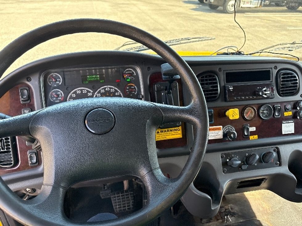 Medium Duty Box Truck-Light and Medium Duty Trucks-Freightliner-2019-M2-Nashville (Mount Juliet)-TN-150,128\n\t\tmiles-$ 57,500 - Image 17