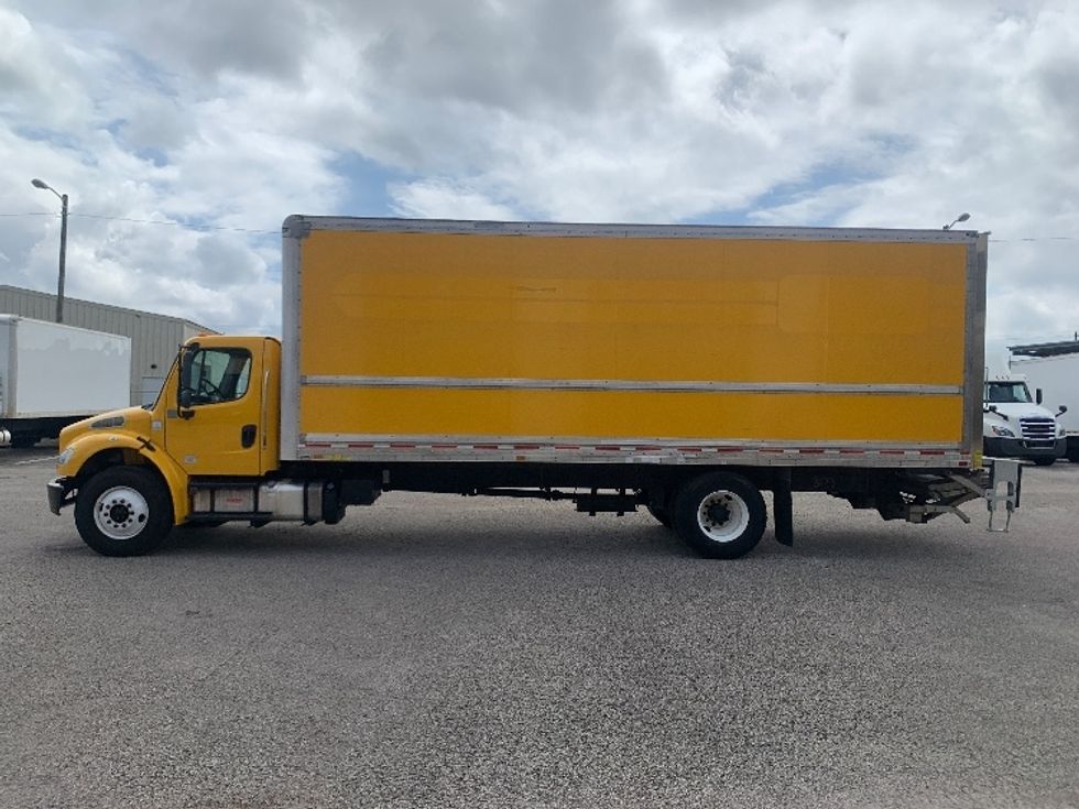 Medium Duty Box Truck-Light and Medium Duty Trucks-Freightliner-2019-M2-Nashville (Mount Juliet)-TN-180,513\n\t\tmiles-$ 48,500 - Image 4