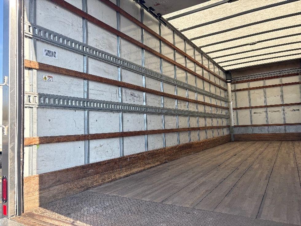 Medium Duty Box Truck-Light and Medium Duty Trucks-Freightliner-2019-M2-Nashville (Mount Juliet)-TN-230,608\n\t\tmiles-$ 47,250 - Image 11