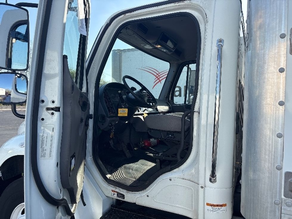 Medium Duty Box Truck-Light and Medium Duty Trucks-Freightliner-2019-M2-Nashville (Mount Juliet)-TN-230,608\n\t\tmiles-$ 47,250 - Image 17