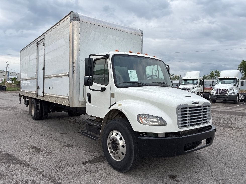 Medium Duty Box Truck-Light and Medium Duty Trucks-Freightliner-2019-M2-Nashville (Mount Juliet)-TN-273,236\n\t\tmiles-$ 43,500 - Image 1