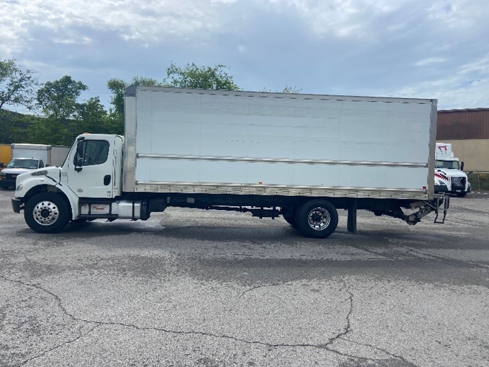 Medium Duty Box Truck-Light and Medium Duty Trucks-Freightliner-2019-M2-Nashville (Mount Juliet)-TN-273,236\n\t\tmiles-$ 43,500 - Image 4