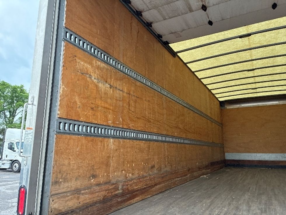 Medium Duty Box Truck-Light and Medium Duty Trucks-Freightliner-2019-M2-Nashville (Mount Juliet)-TN-322,078\n\t\tmiles-$ 22,250 - Image 11