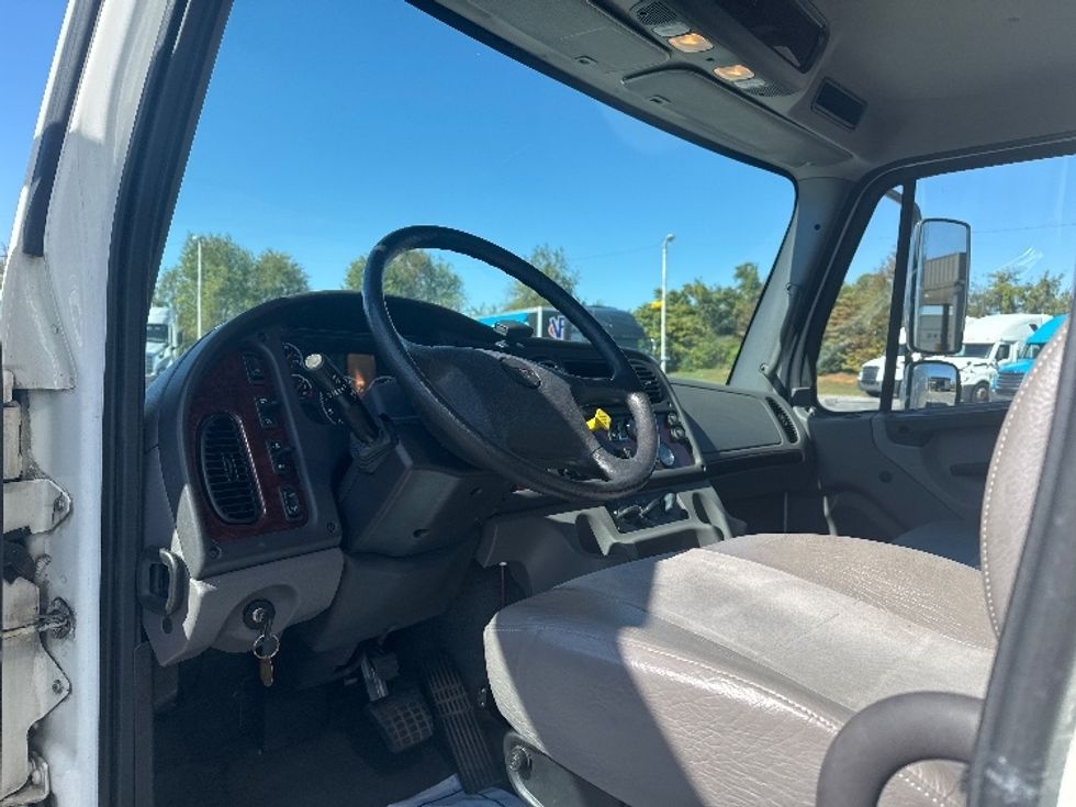 Medium Duty Box Truck-Light and Medium Duty Trucks-Freightliner-2019-M2-Nashville (Mount Juliet)-TN-47,187\n\t\tmiles-$ 71,750 - Image 17